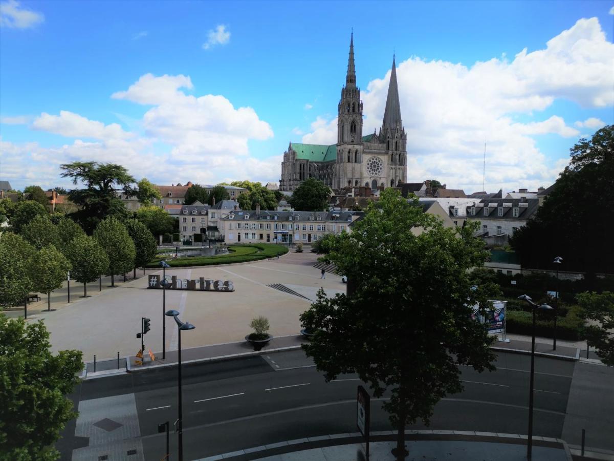 Le Boeuf Couronne - Hotel & Restaurant Chartres- Logis Hotels المظهر الخارجي الصورة