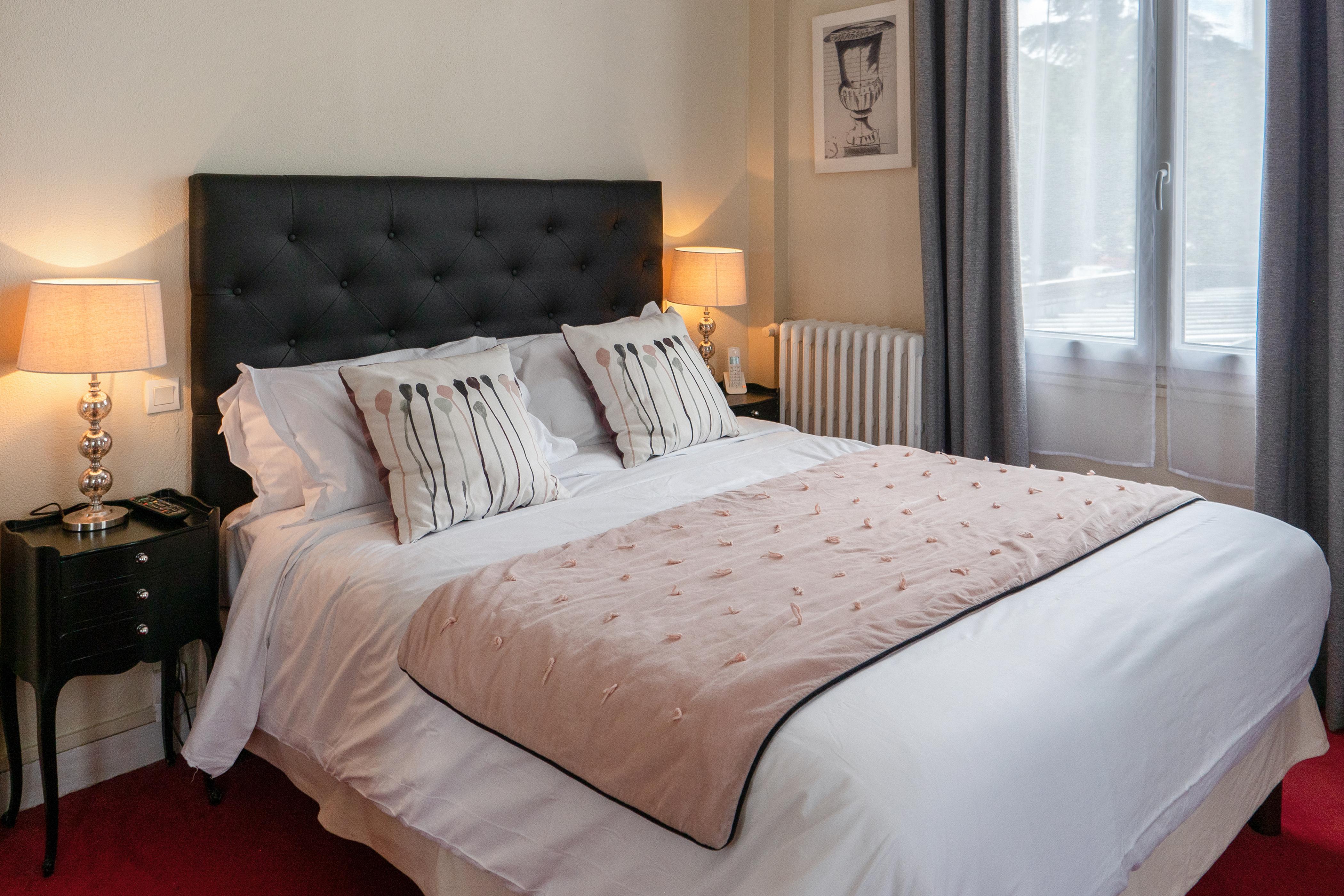 Le Boeuf Couronne - Hotel & Restaurant Chartres- Logis Hotels المظهر الخارجي الصورة