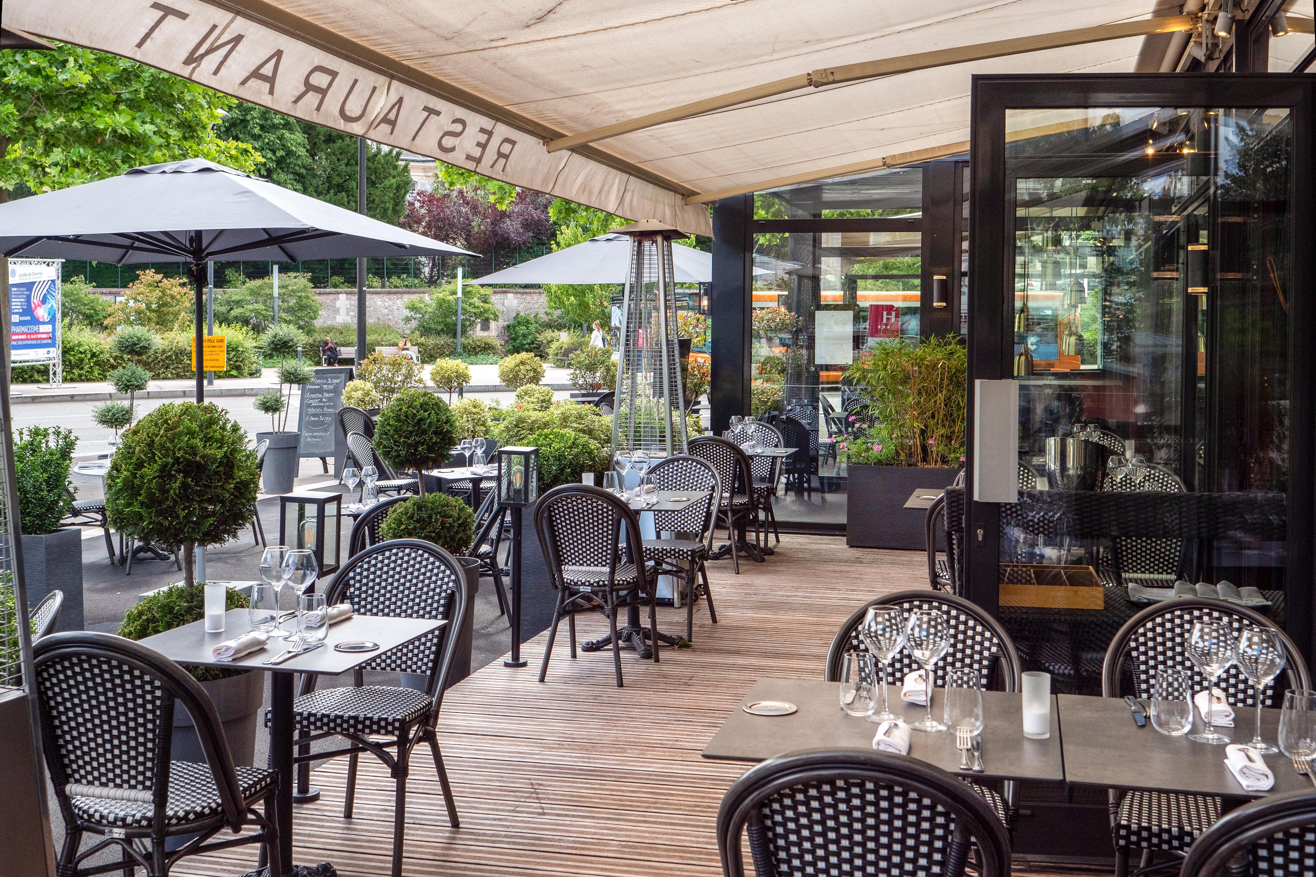Le Boeuf Couronne - Hotel & Restaurant Chartres- Logis Hotels المظهر الخارجي الصورة