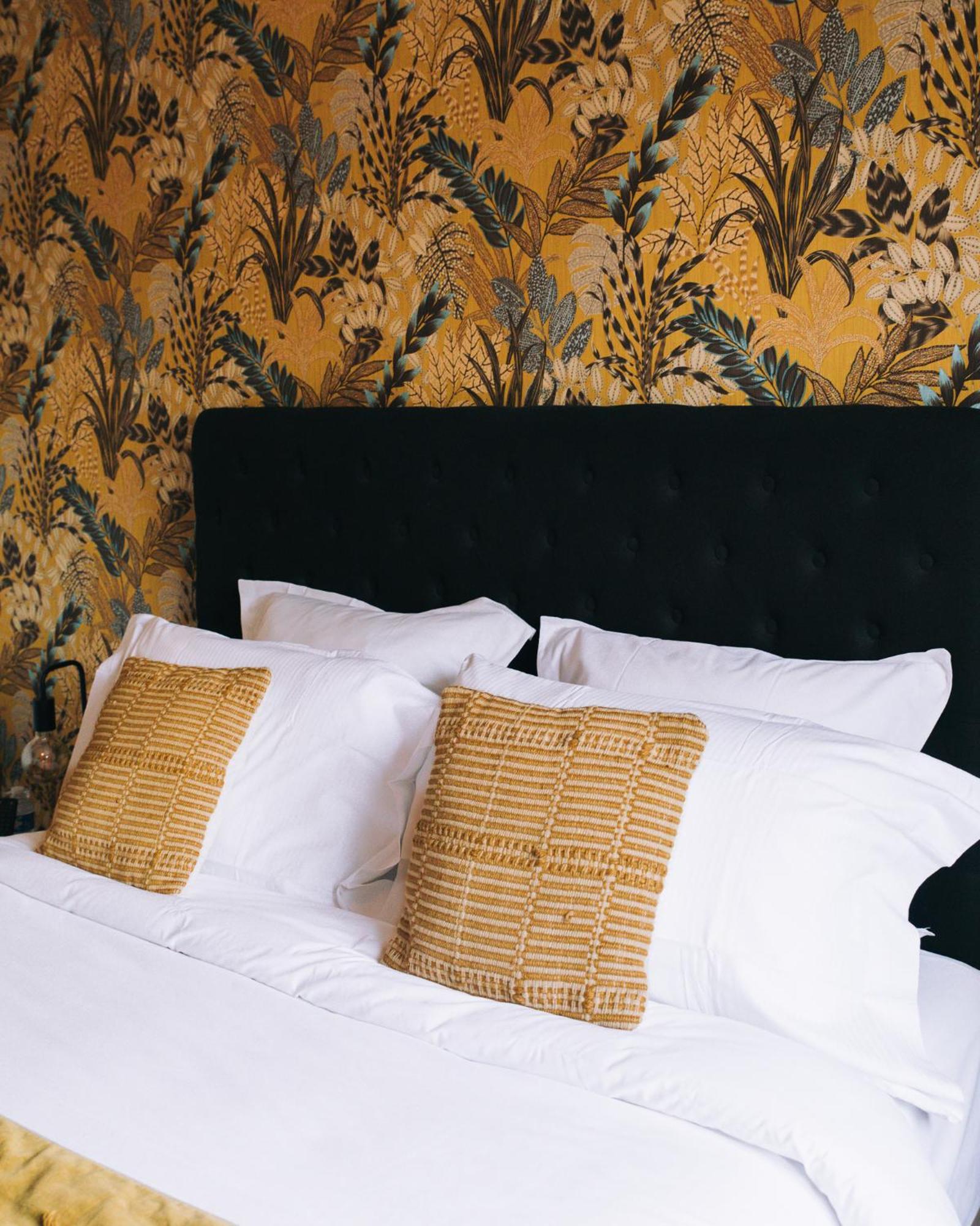 Le Boeuf Couronne - Hotel & Restaurant Chartres- Logis Hotels المظهر الخارجي الصورة