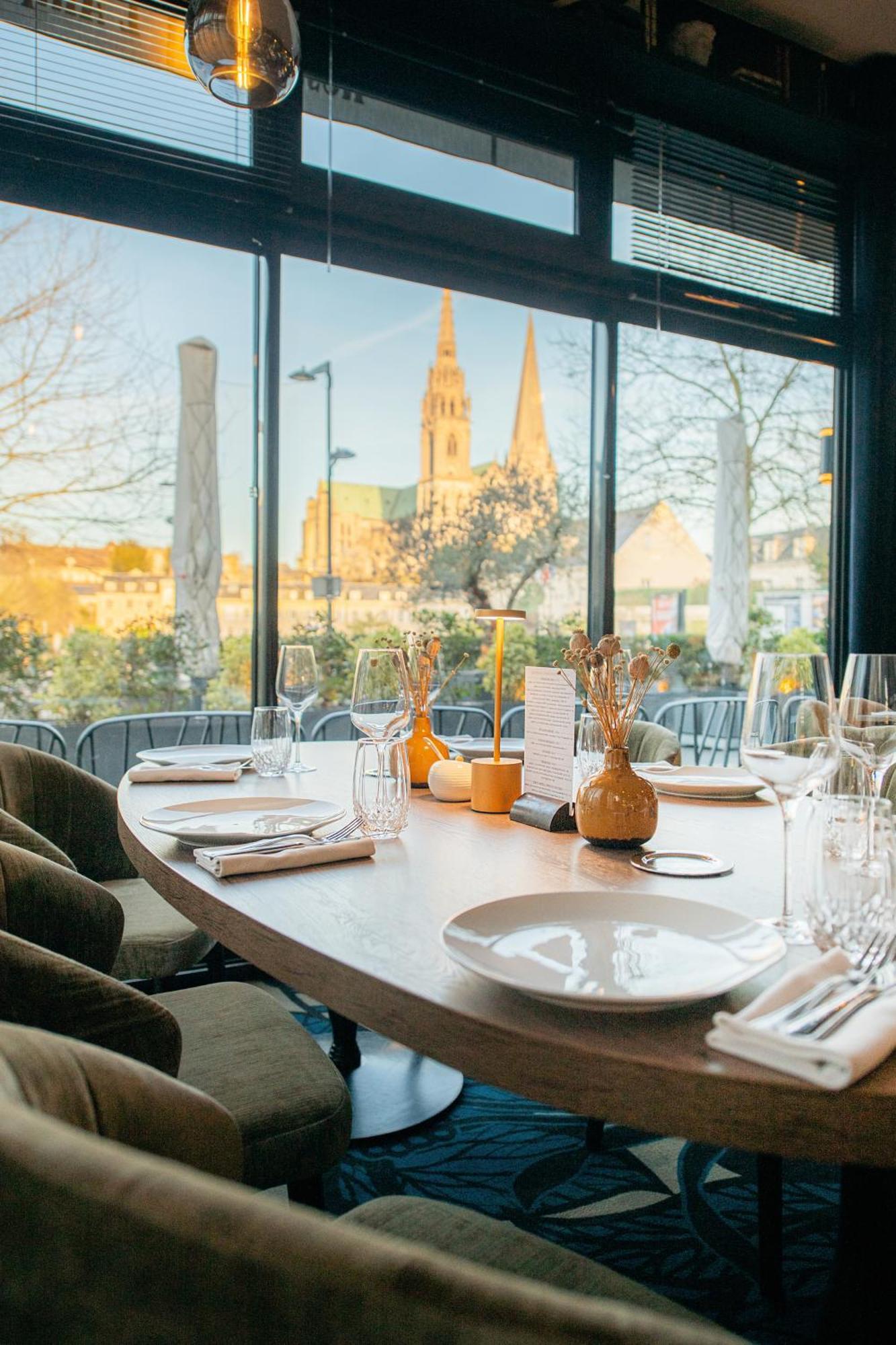 Le Boeuf Couronne - Hotel & Restaurant Chartres- Logis Hotels المظهر الخارجي الصورة
